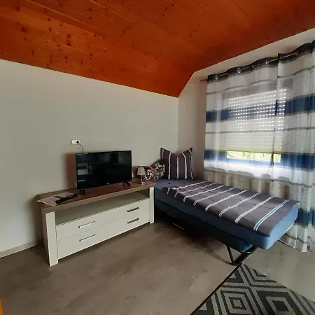 Apartment Ferienwohnung Mit Waldblick *